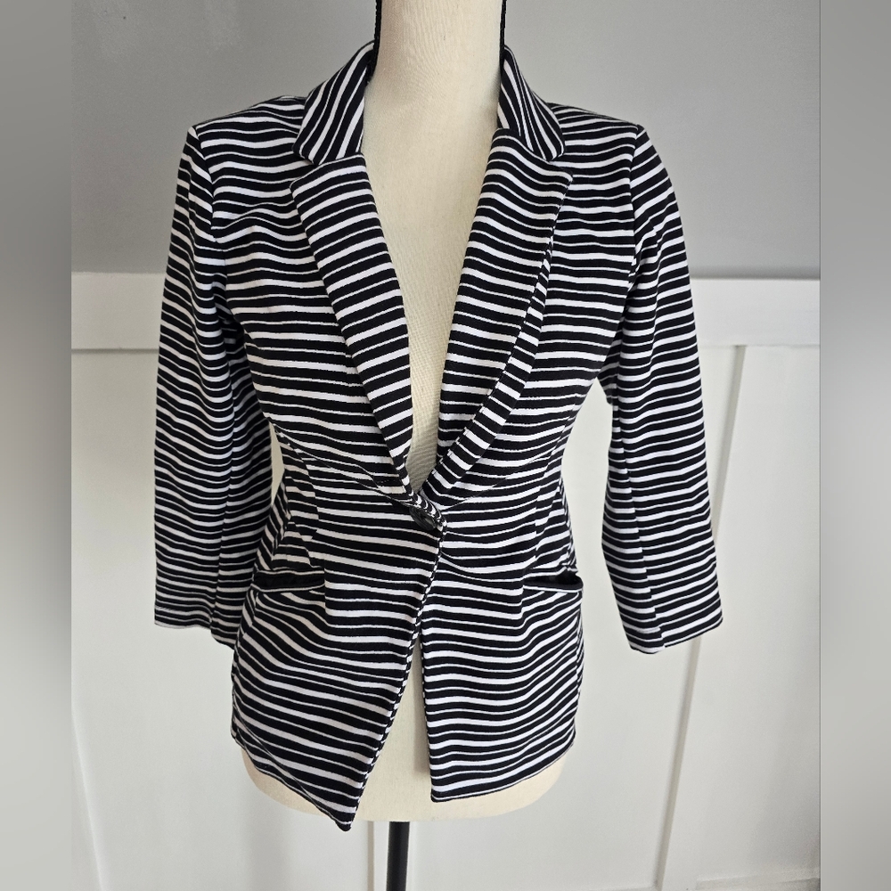 Metaphor Striped Black and White Women's Blazer Sz XS